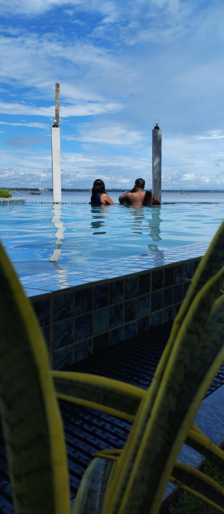 Hiru Lagoon Negombo Bagian luar foto